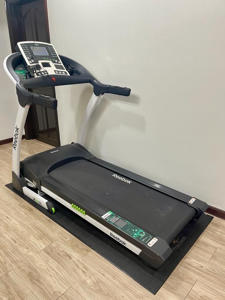 Reebok zr treadmill top