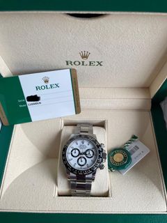 (Category: ) located in . Submitted by watchnerds (Listing ID 1261075313, Image 1). Description: .