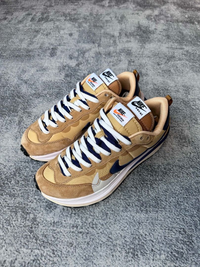 Sacai x Nike VaporWaffle“Sesame and Blue Void”芝麻卡其DD1875-200