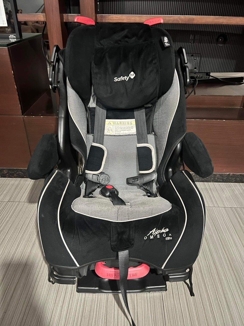 Safety 1st car seat Babies Kids Going Out Car Seats on Carousell