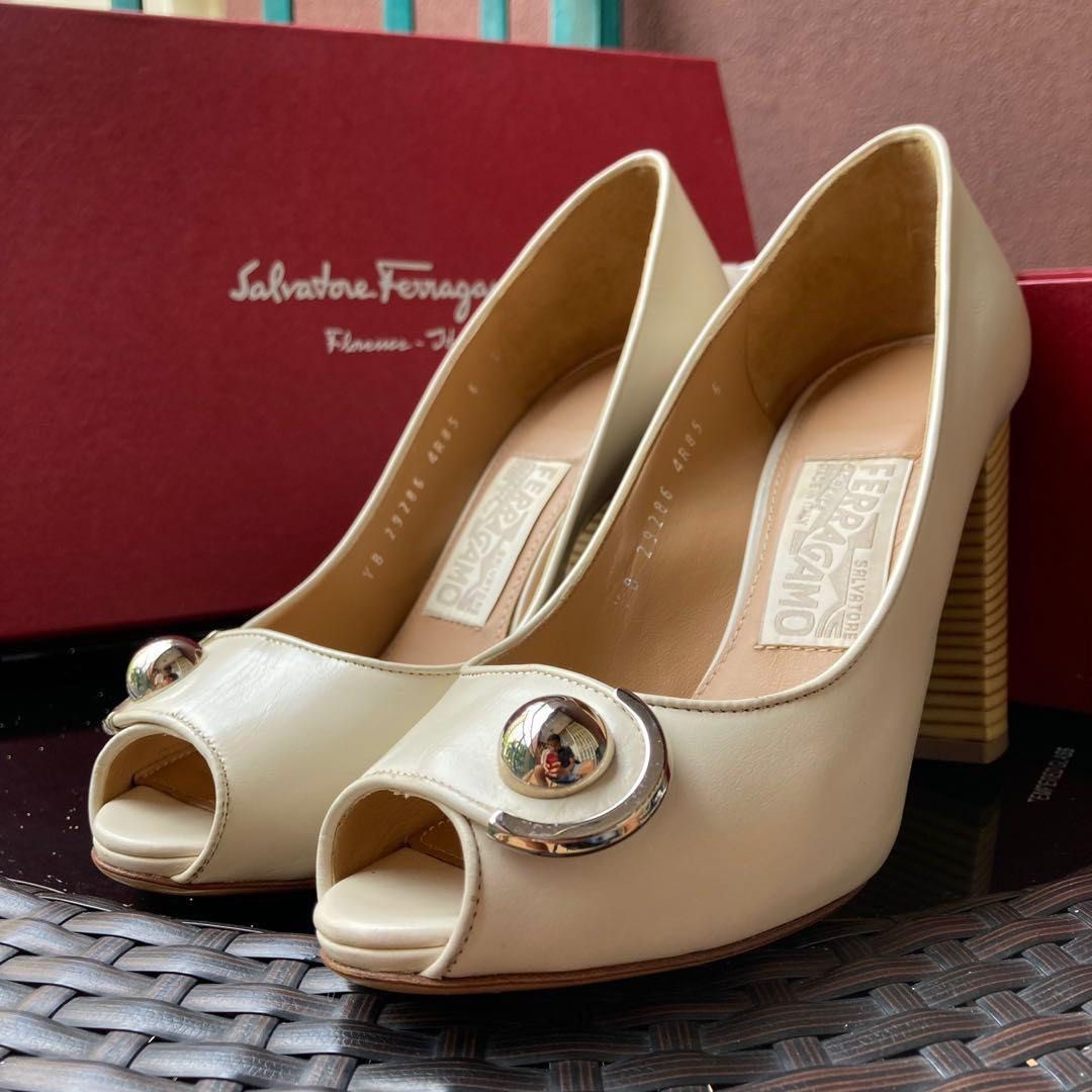 Salvatore ferragamo store high heels