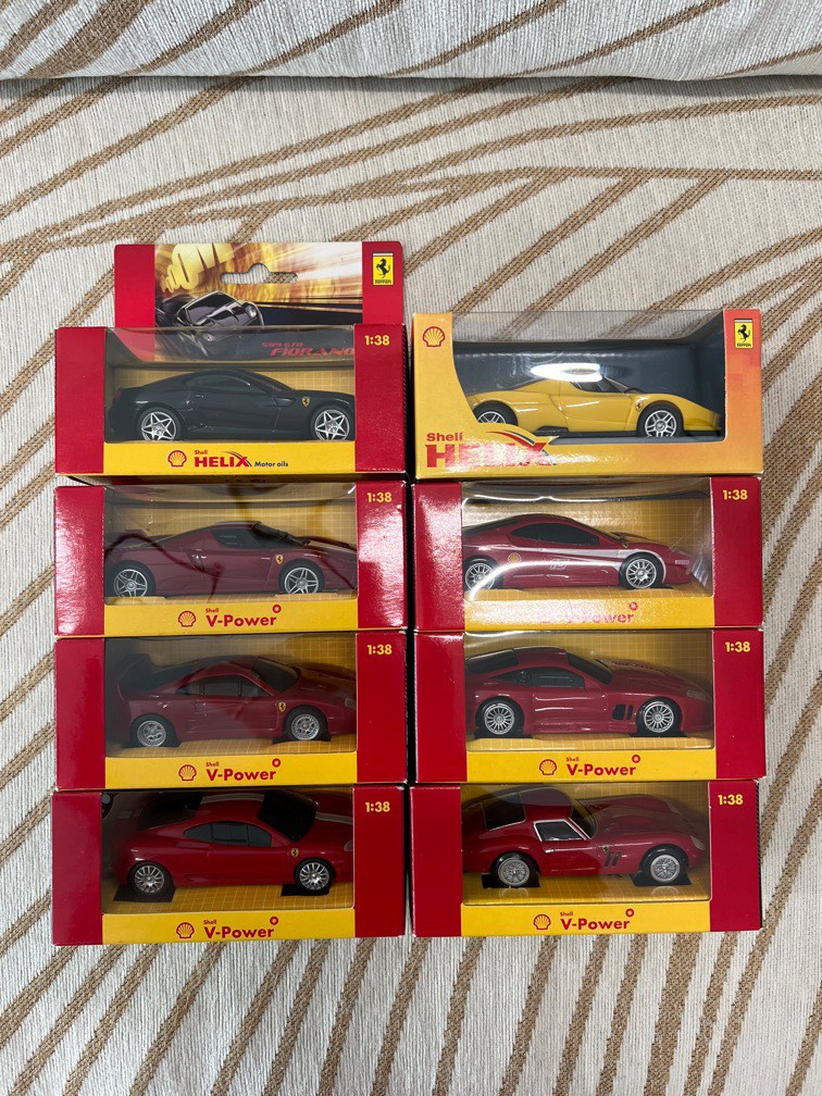 Shell Ferrari Hot Wheels 138 Pull Back & Let Go Cars (Set Of 8