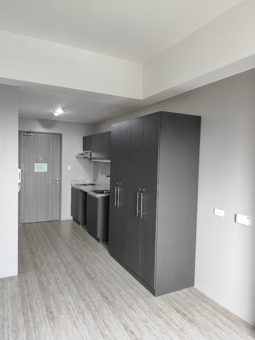 STUDIO Unit For Rent in Katipunan QC Near Ateneo, Mirriam & UP Diliman
