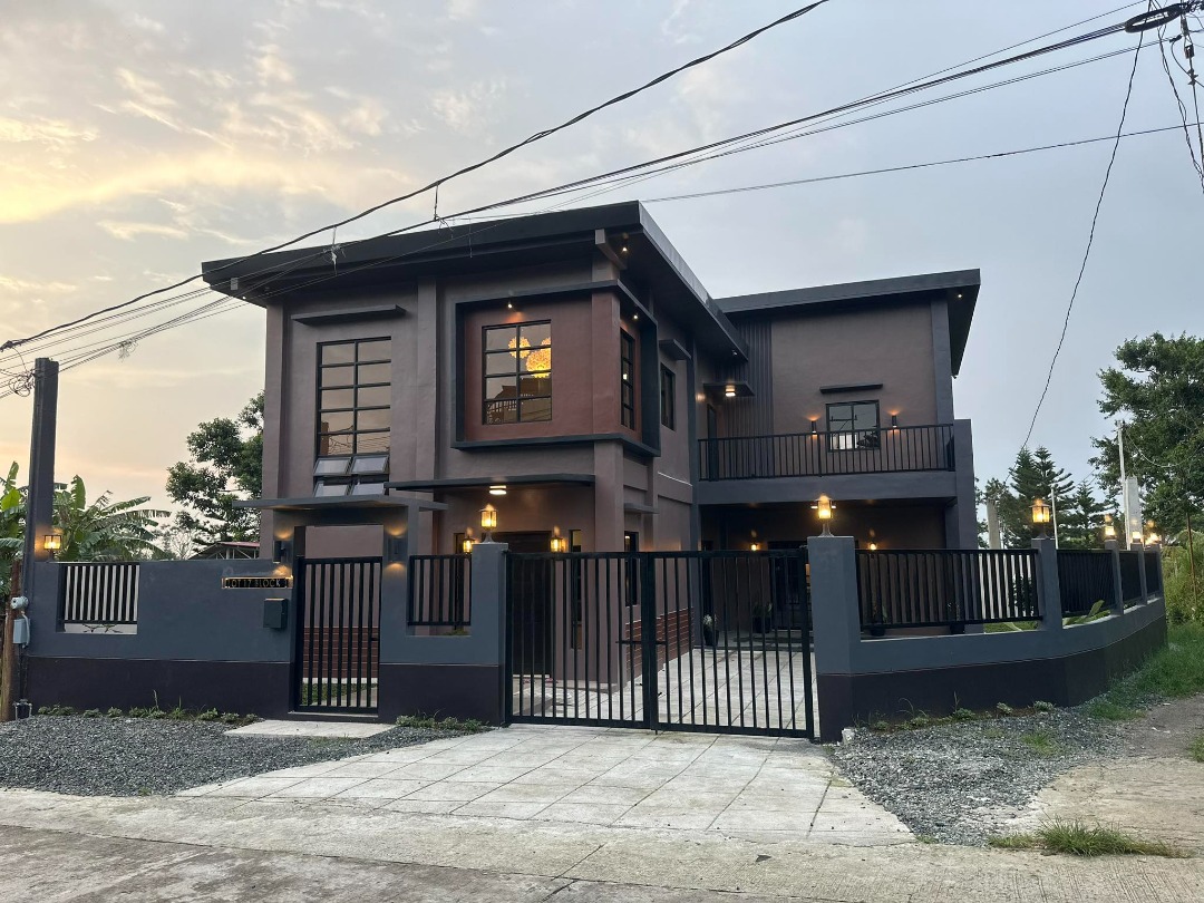 Tagaytay City house and lot with lot area of 320sqm. P 30 Million