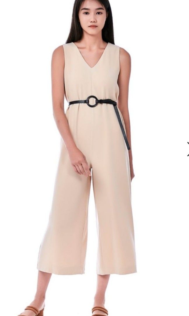 The Editor s Market Lizel Vneck Jumpsuit Women s Fashion Dresses
