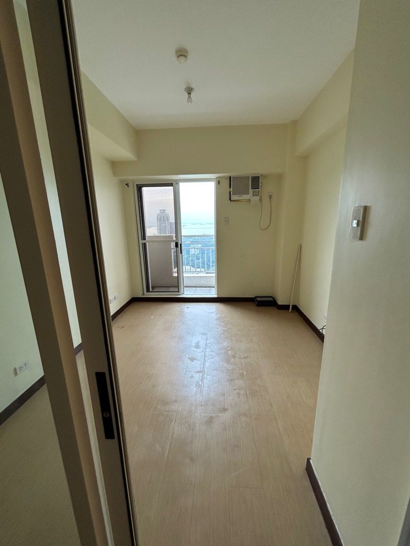 Torre De Manila One Bedroom, Property, Rentals, Apartments & Condos on