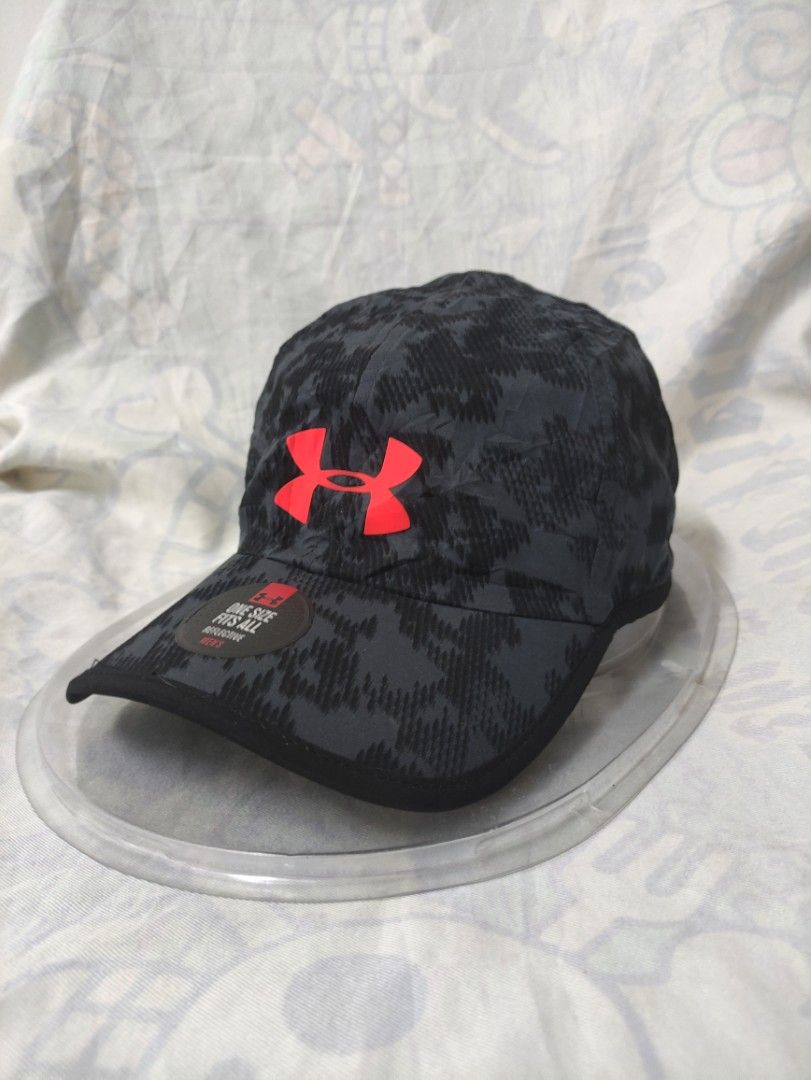 UNDER ARMOUR RUNNING CAP CAMO, Men's Fashion, Watches & Accessories, Cap &  Hats on Carousell