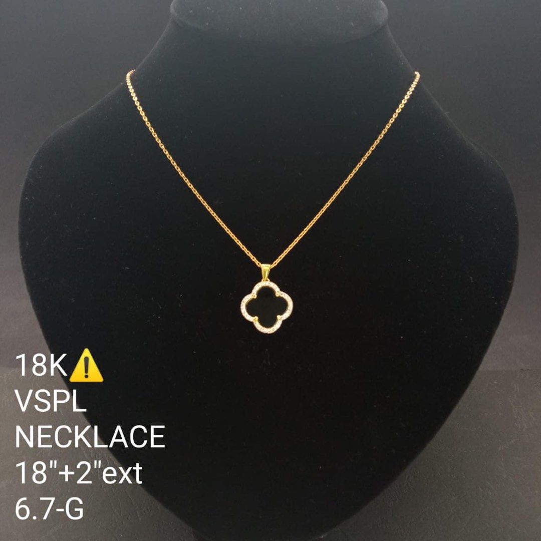 18k CLOVER NECKLACE, Women's Fashion, Jewelry & Organizers, Necklaces on  Carousell