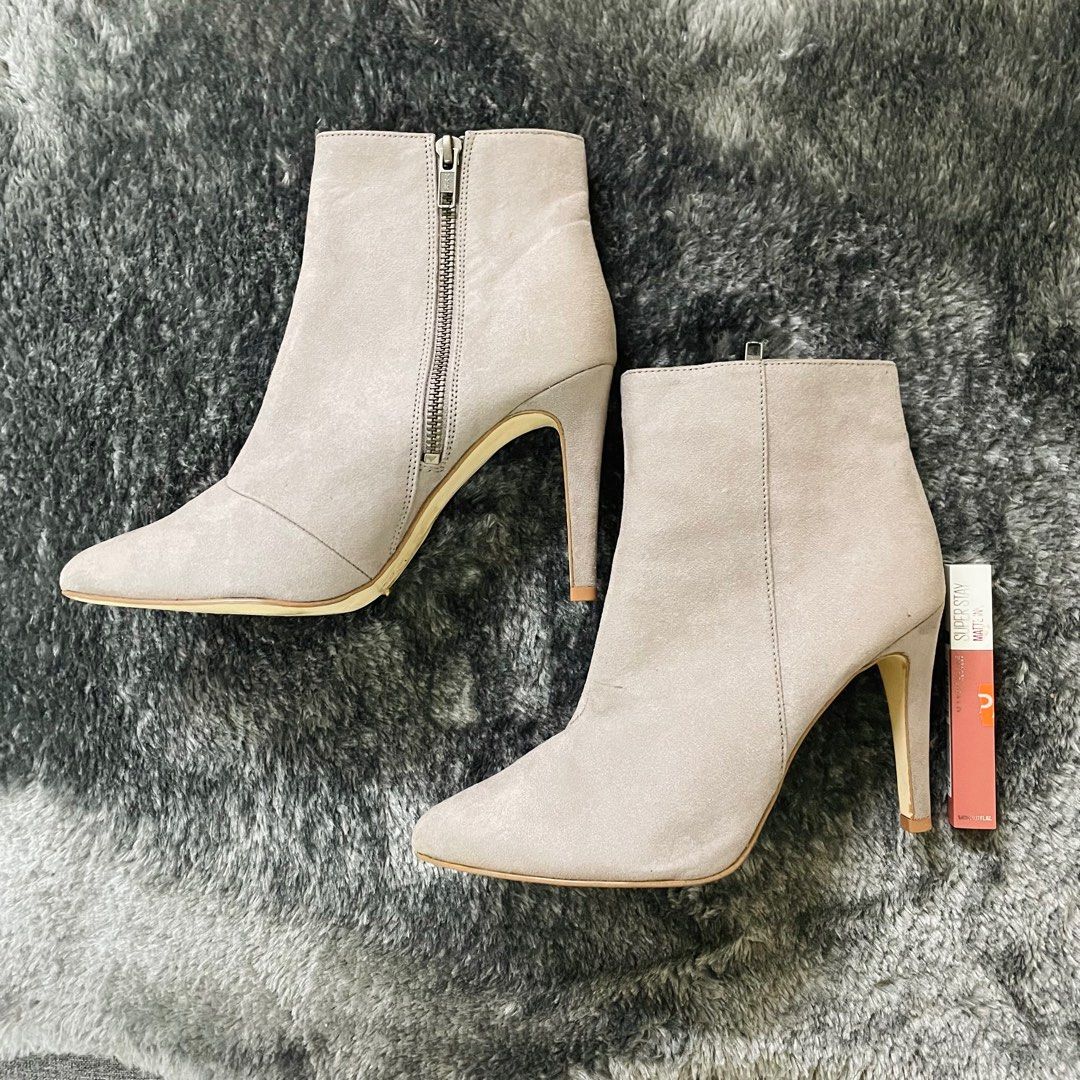Vincci boots clearance