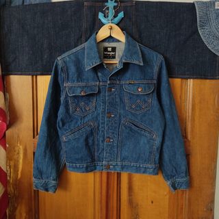 (Category: ) located in . Submitted by thritfstores666 (Listing ID 1261084983, Image 1). Description: .
