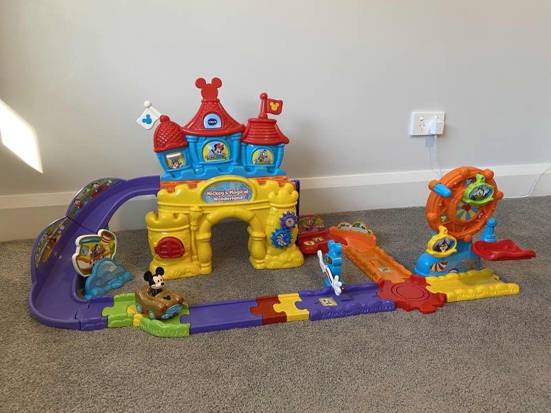 Vtech disney clearance mickey magical wonderland