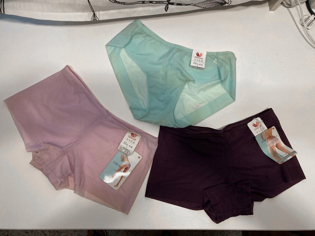 3 for $10) Wacoal Seamless Panty, Women's Fashion, New Undergarments &  Loungewear on Carousell