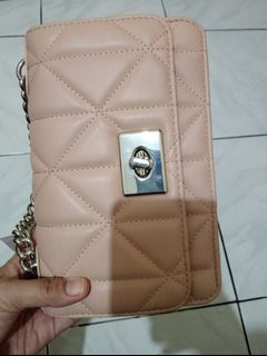(Kategori: ) berada di . Dikirim oleh ladies27 (ID iklan 1261048821, Gambar 1). Deskripsi: .