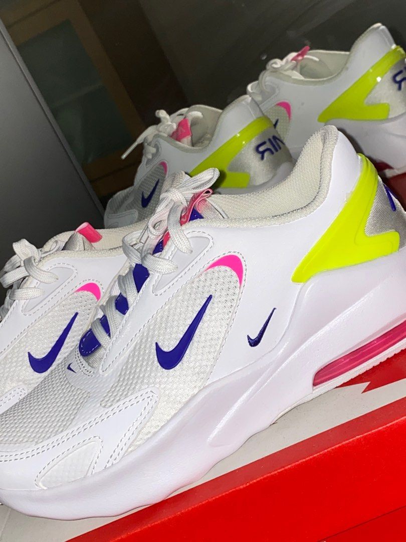 wmns air max bolt