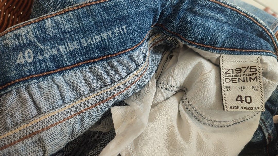 Zara jeans stretch Fesyen Wanita Pakaian Wanita Bawahan di