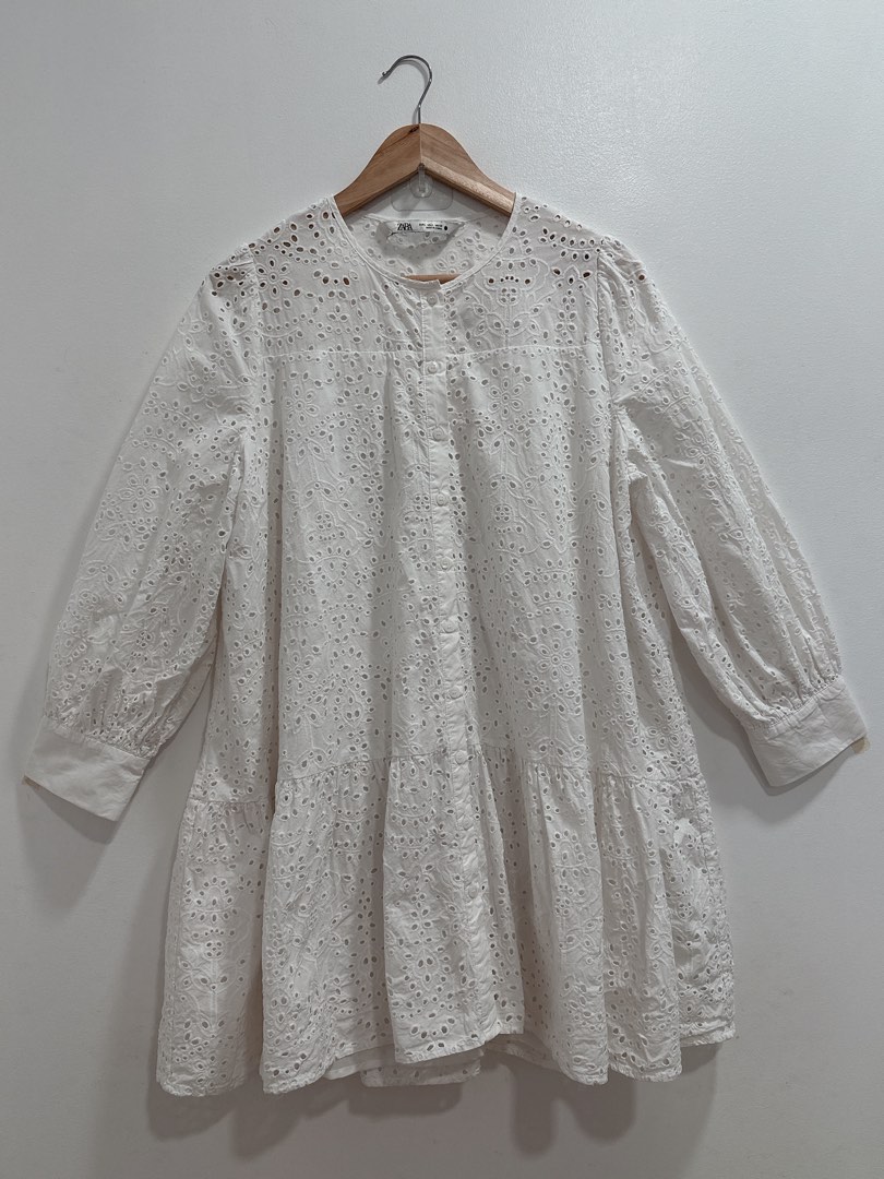 ZARA White Eyelet Dress, Women's Fashion, Dresses & Sets, Dresses on
