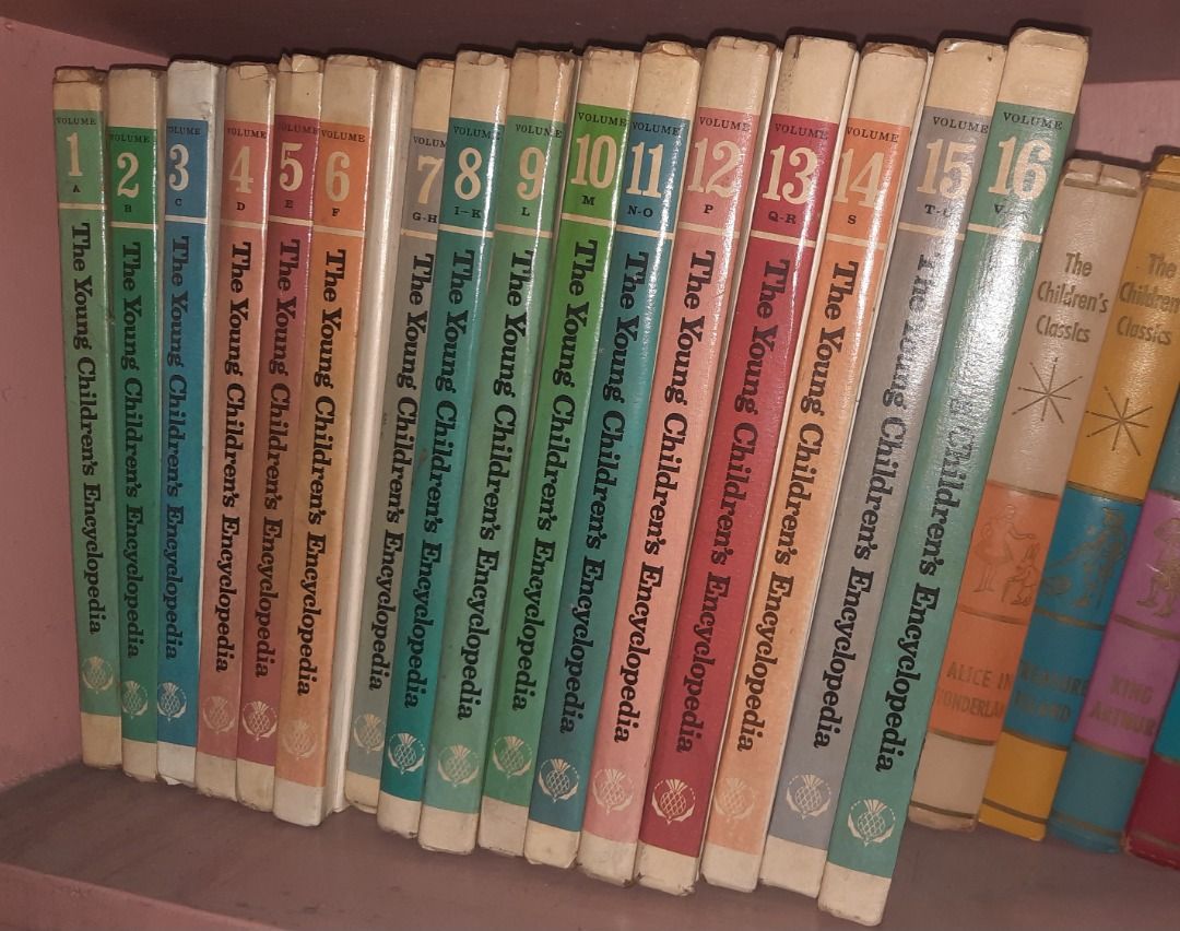 1976 The Young Children #39 s Encyclopedia 16 Volume Hobbies Toys Books
