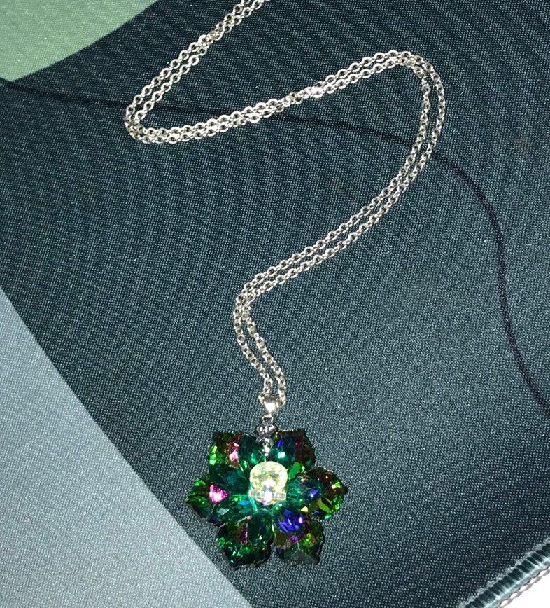23in sparkly crystal gorgeous multi coloured statement necklace Women s Fashion Jewelry Organisers Necklaces on Carousell