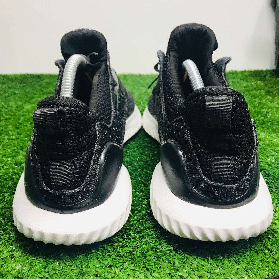 All black titan bounce running shoes v3 hot sale