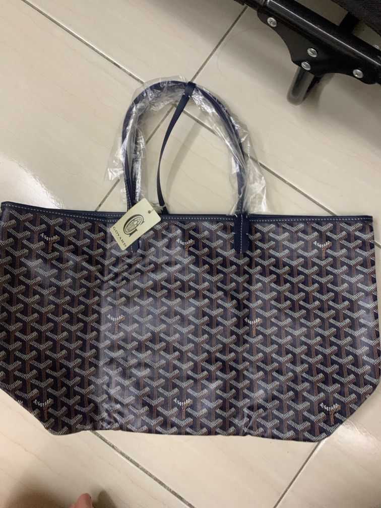Goyard st store louis size