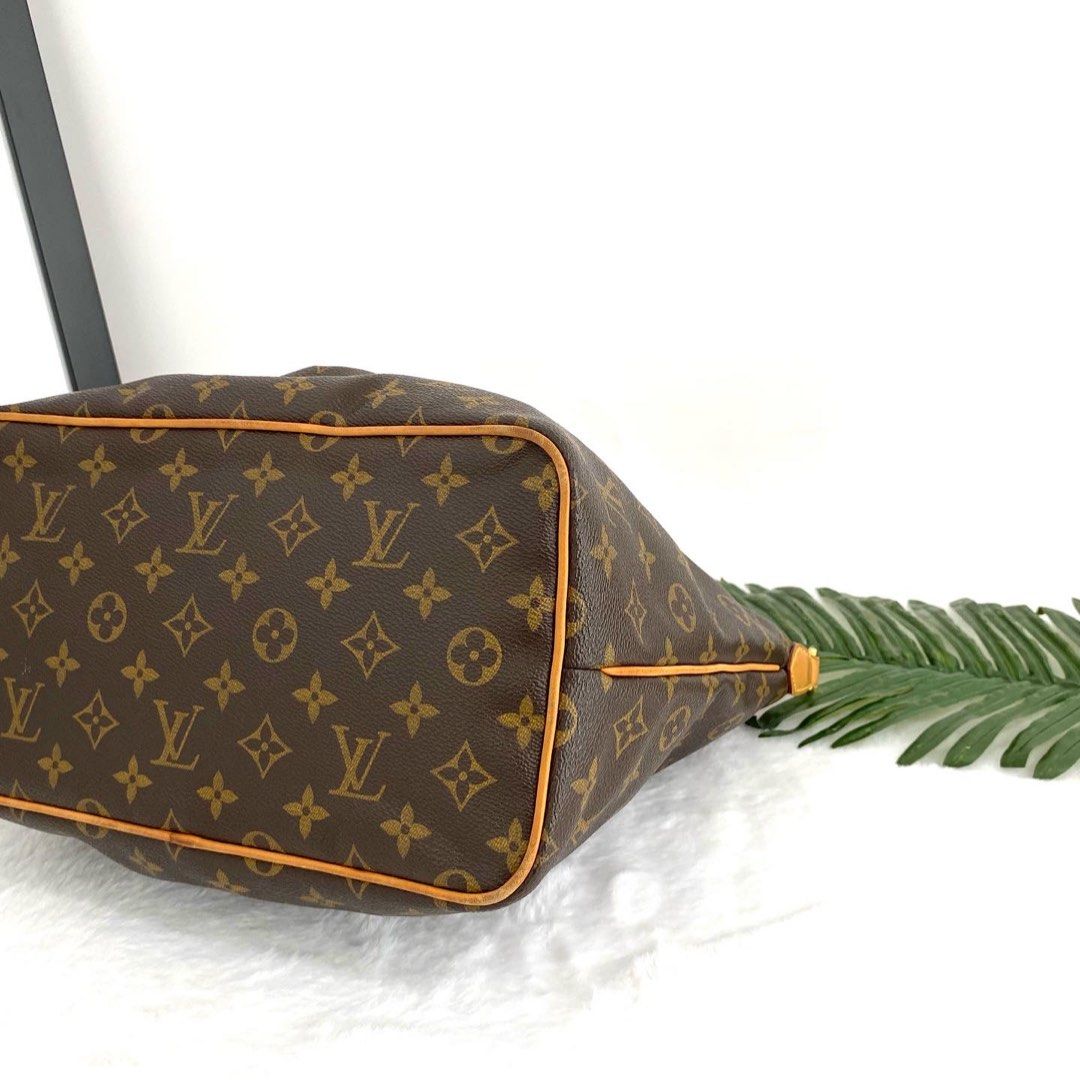 💯% Authentic LV Monogram Palermo Handbag With Strap in GHW, Luxury, Bags &  Wallets on Carousell