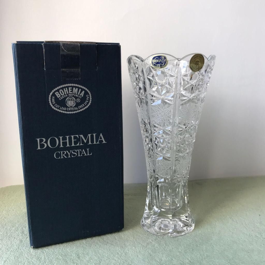 水晶花瓶Bohemia crystal vase (19cm tall，please see measurements