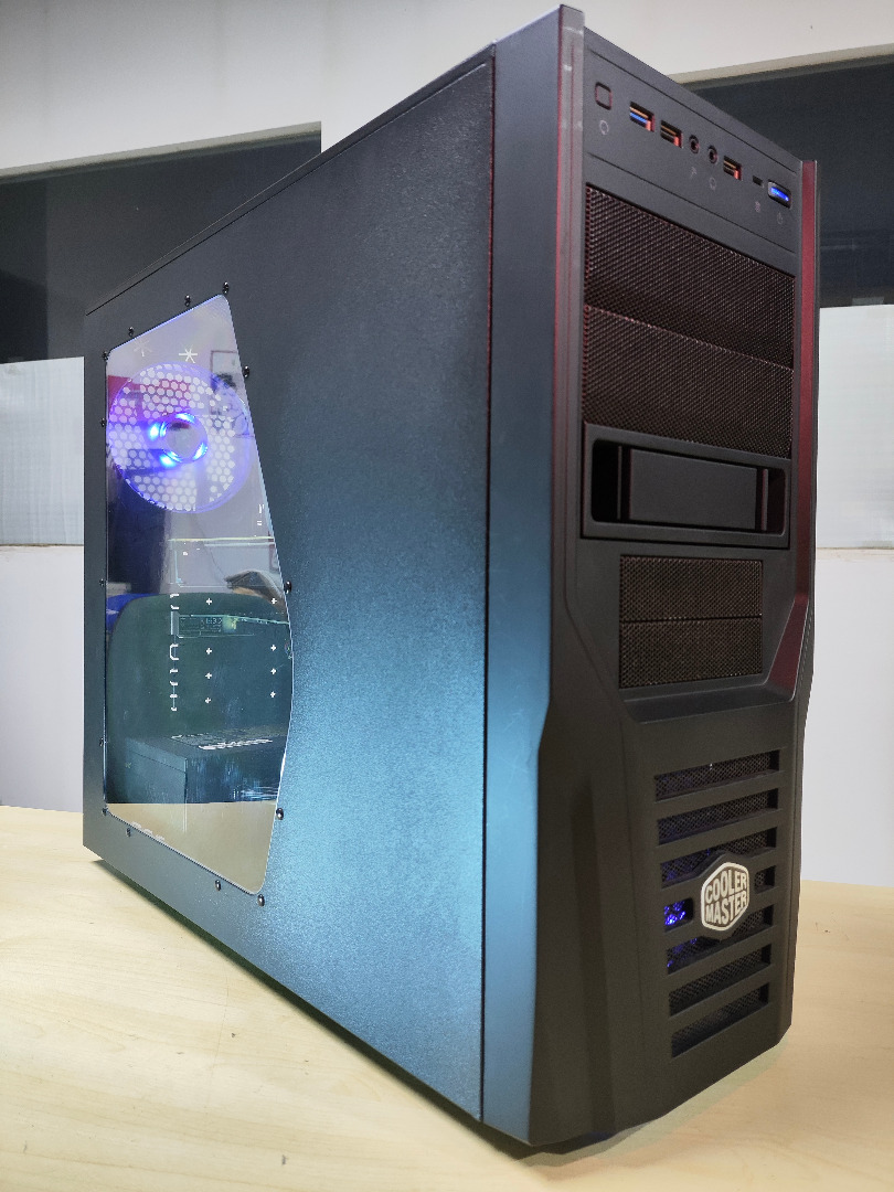 ゲーミングPC i7 8世代　GTX1070　m.2 ssd 500gb ゲーミングPC i7 8世代 GTX1070 m.2 ssd 500gb（ゲーミングPC