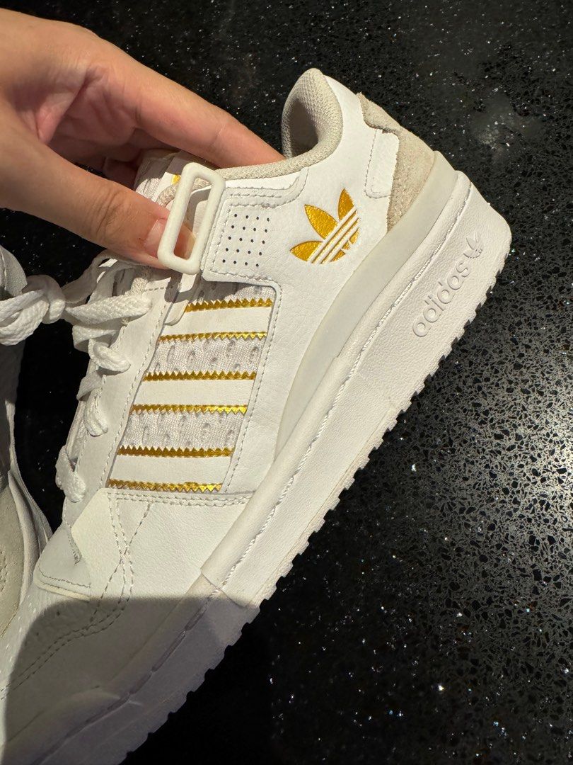 Adidas originals deals shoes womens