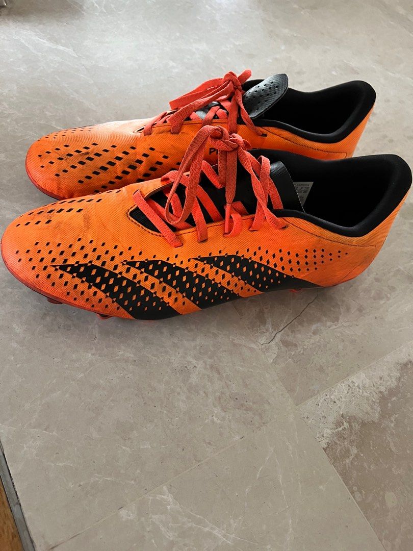 Girls football sale boots size 2