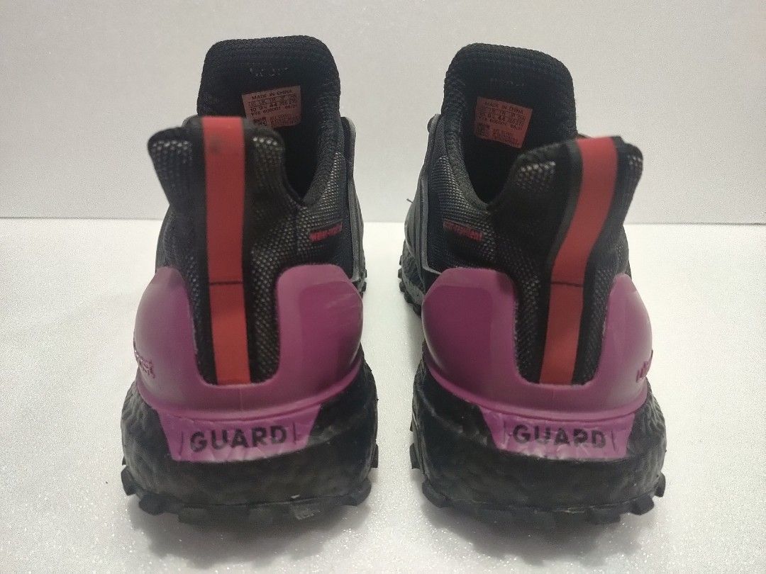 Ultra boost deals x damen sale