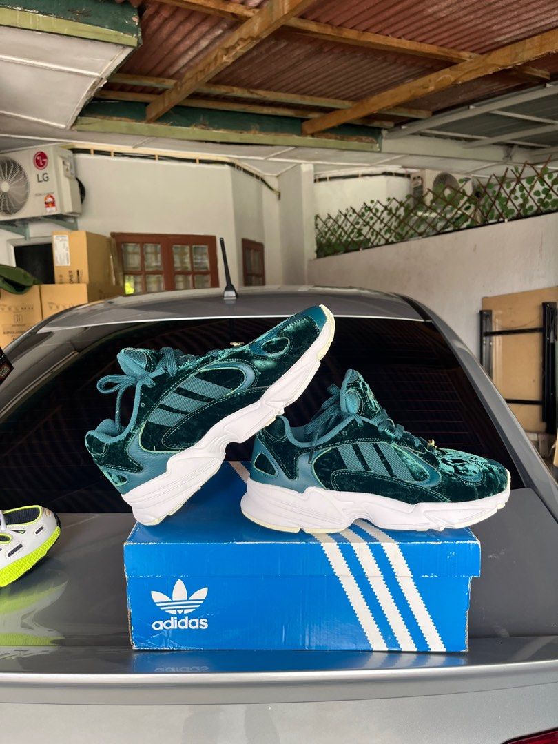 Adidas Yung