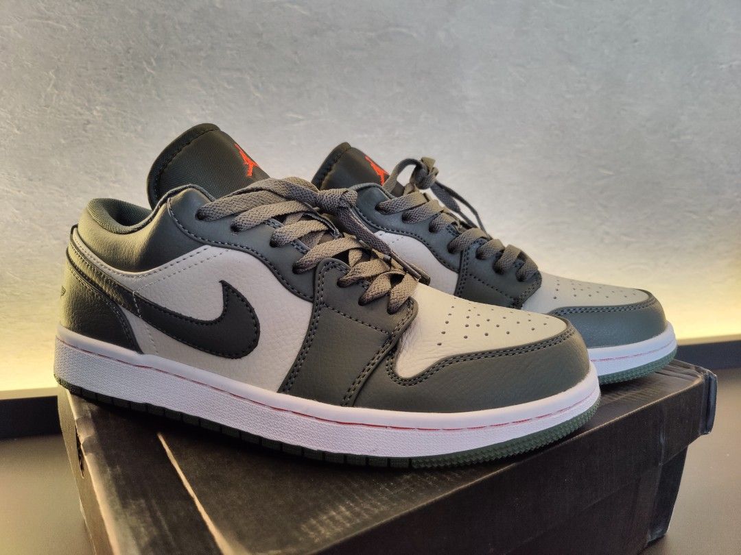 Air Jordan 1 Low Military Green