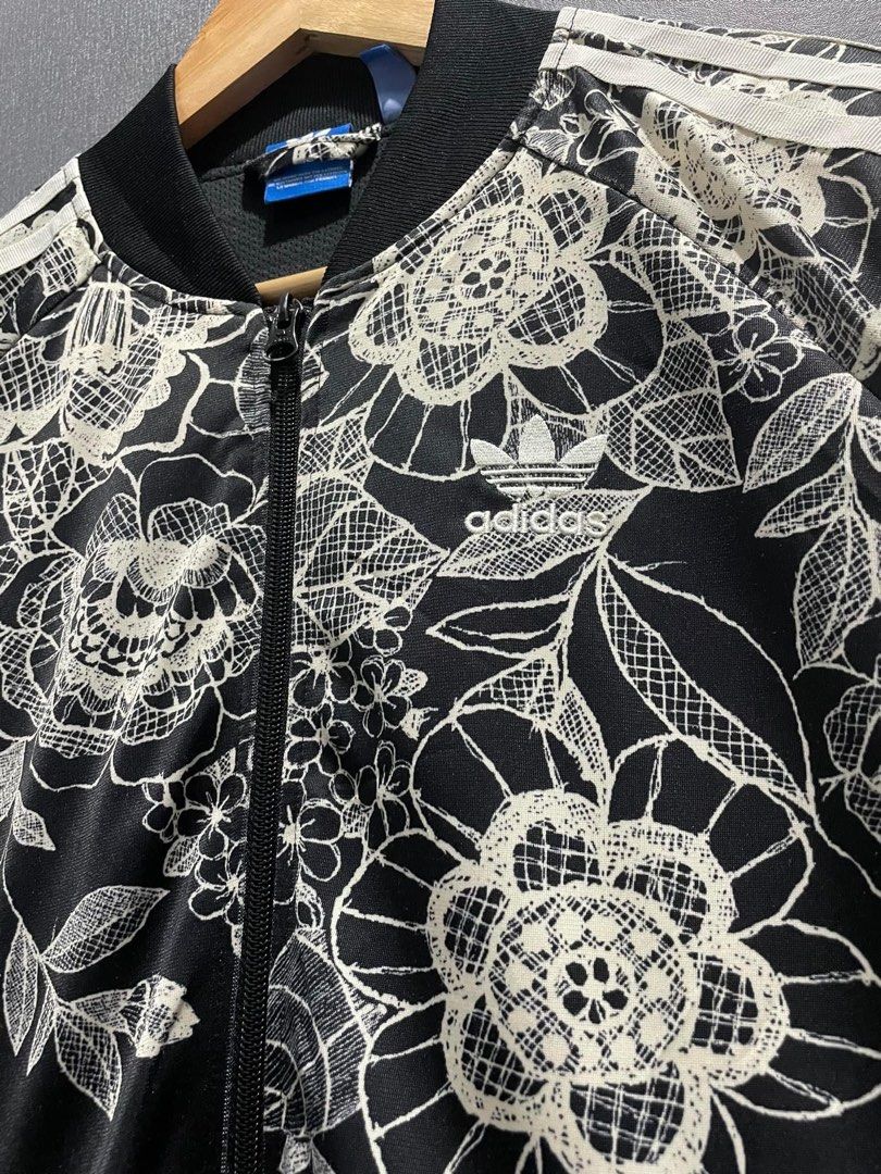 Adidas florido jacket 2025