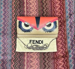 (Category: ) located in . Submitted by authentic.holdalls_88 (Listing ID 1261197083, Image 1). Description: .