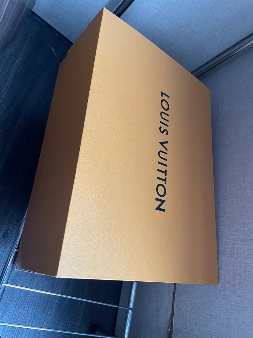 Authentic Louis Vuitton Box, Women's Fashion, Jewelry & Organizers ...