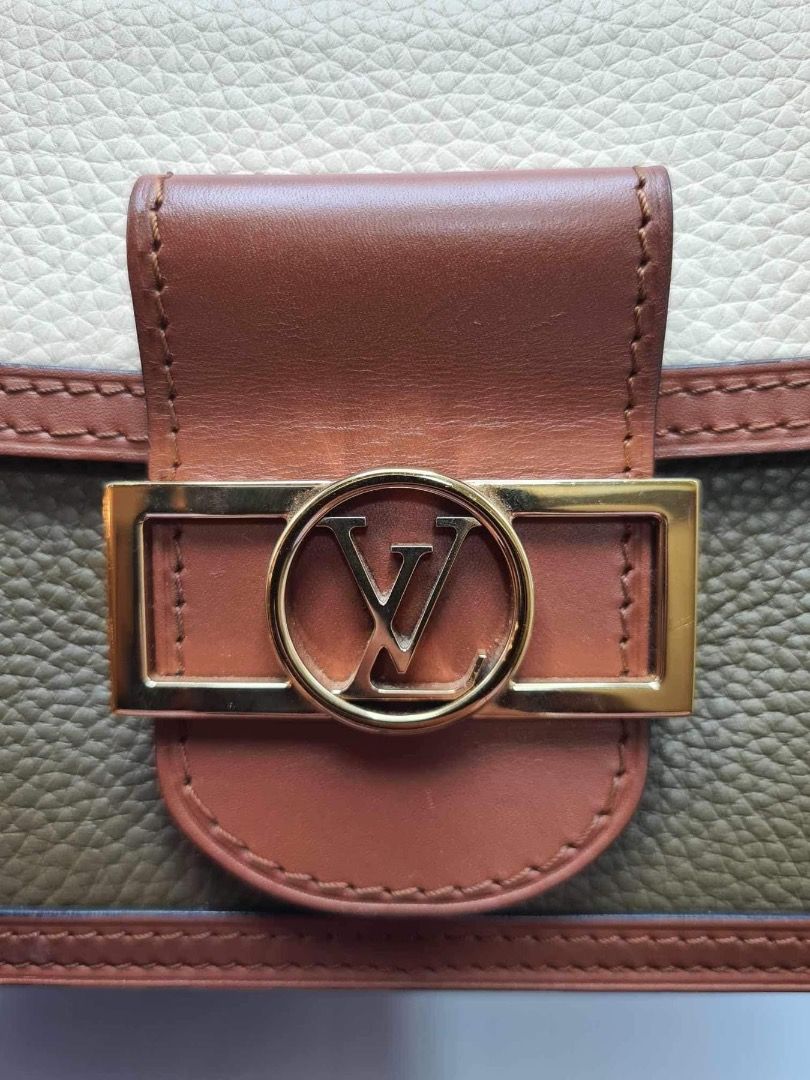 Authentic LV Dauphine BB size all leather ghw (Category: Luxury Bags & Wallets) located in Quezon City. Submitted by hellopatchi (Listing ID 1261198048, Image 2). Description: lv dauphine bb size all leather ghw with dustbag , strap and cert 2019 rank A 8.5/10 .