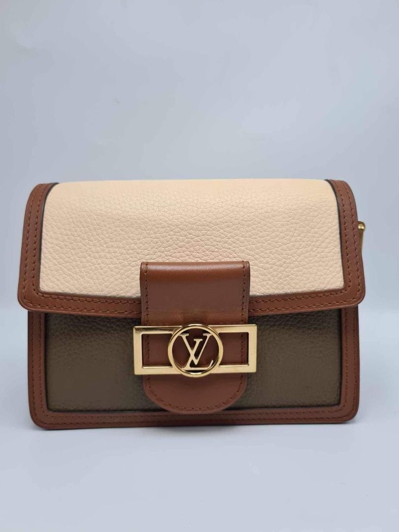 Authentic LV Dauphine BB size all leather ghw (Category: Luxury Bags & Wallets) located in Quezon City. Submitted by hellopatchi (Listing ID 1261198048, Image 1). Description: lv dauphine bb size all leather ghw with dustbag , strap and cert 2019 rank A 8.5/10 .