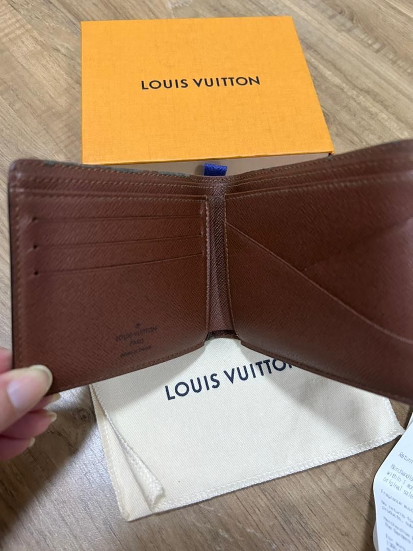 Authentic Louis Vuitton Mens Wallet for sale