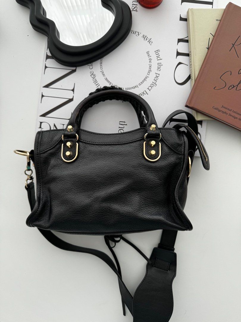 Balenciaga bal met mini city online