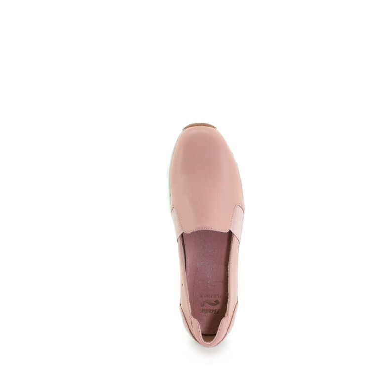 Bata Baby Pink Shoes, Women's Fashion, Footwear, Flats on Carousell