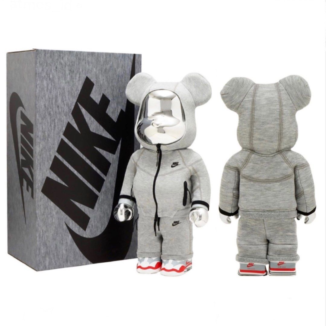 Bearbrick Nike Tech Fleece N98 1000%, 興趣及遊戲, 玩具& 遊戲類