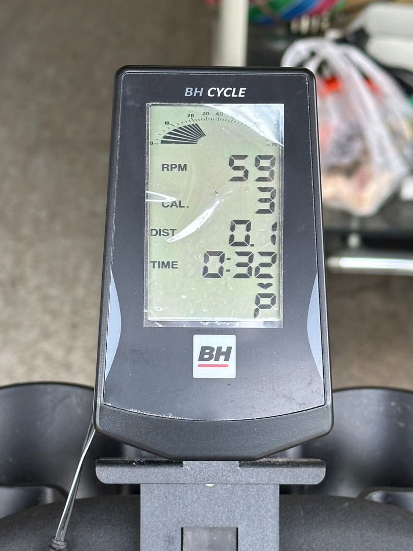 香榭二手家具*【BH】磁控飛輪健身車-型號:HA993 G7-飛輪車-室內腳踏車-室內健身車-飛輪車-橢圓機-運動車, 體育器材, 健身用品,  有氧健身器材在旋轉拍賣