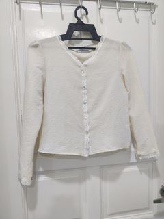 (Category: ) located in . Submitted by blwwardrobe (Listing ID 1261305746, Image 1). Description: .