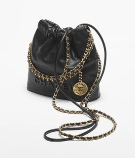 Chanel 22 leather mini bag Chanel Black in Leather - 33275015