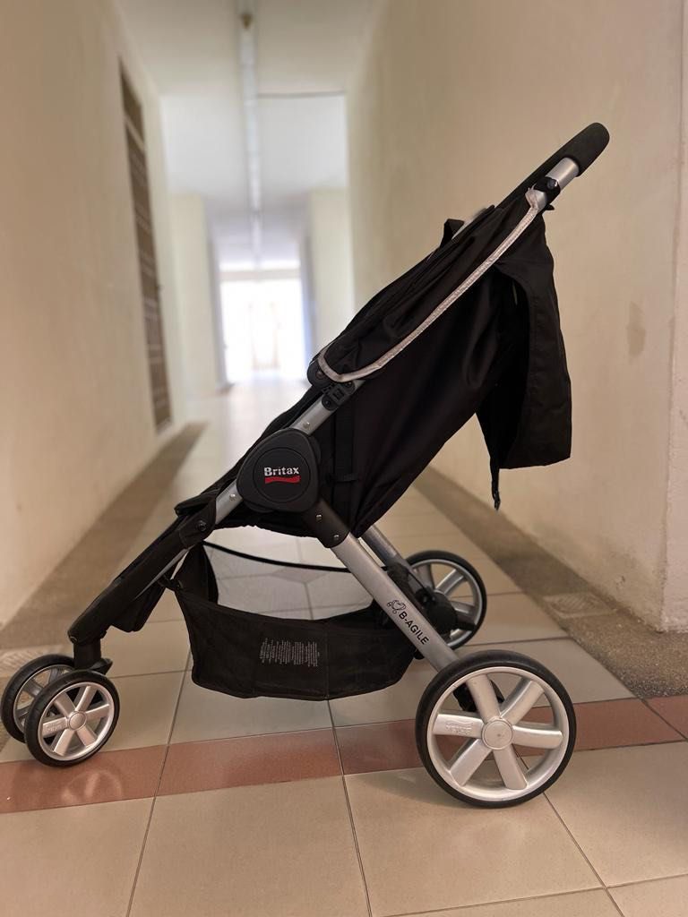 Britax stroller outlet board used