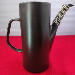 Brown Vintage ceramic pitcher no cover 8.7" for 375 *N97