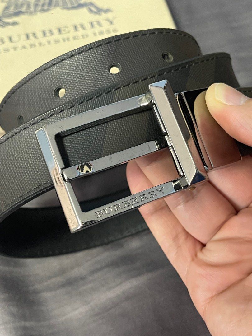 Burberry hotsell reversible belt