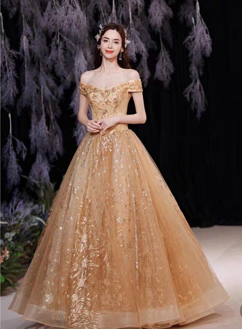 Champagne formal top