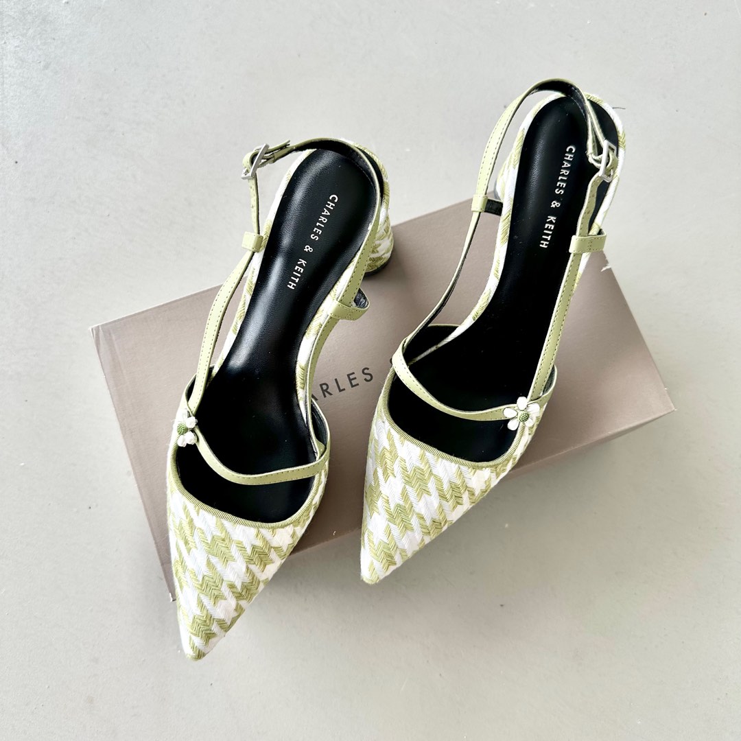 Charles and keith green shoes hot sale