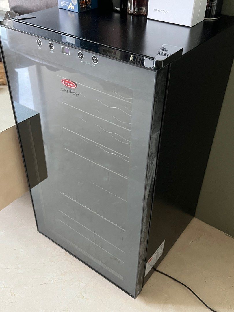 Cheapest wine fridge / chiller, TV & Home Appliances, Kitchen
